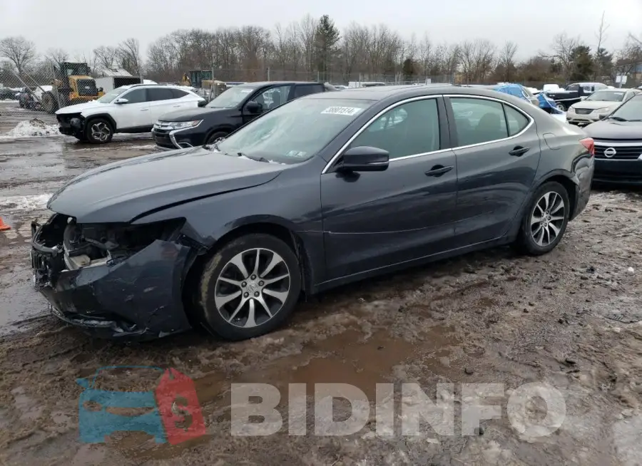 19UUB1F38FA030192 Photo# 1