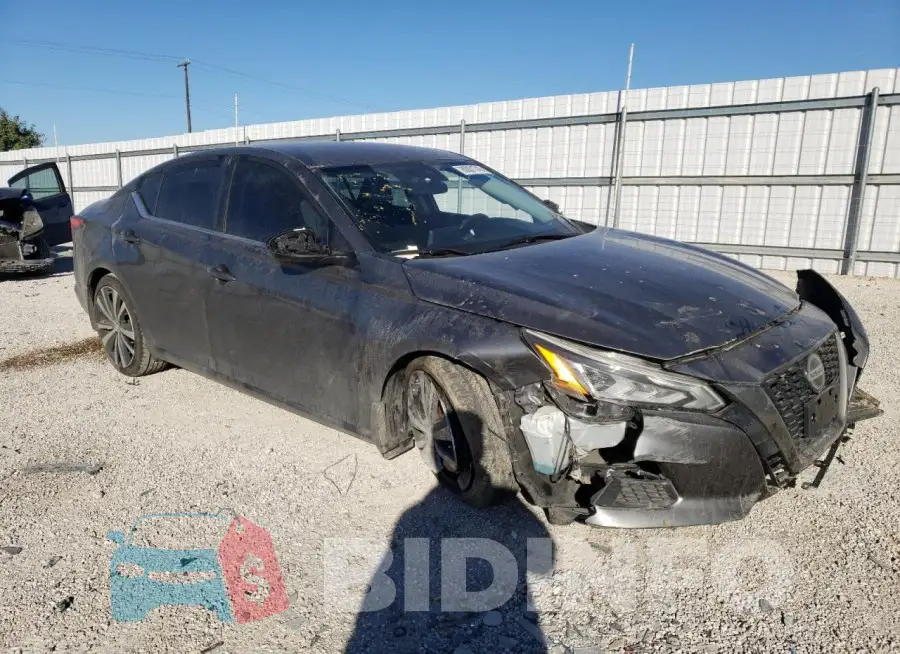 1N4BL4CV9LC115803 Photo# 4