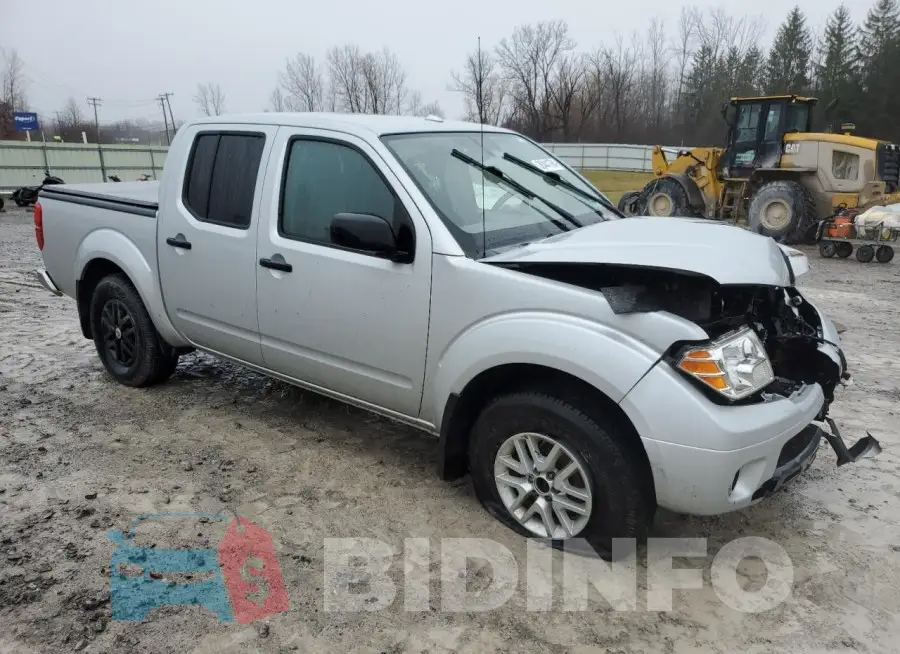 1N6AD0EV6JN755538 Photo# 4