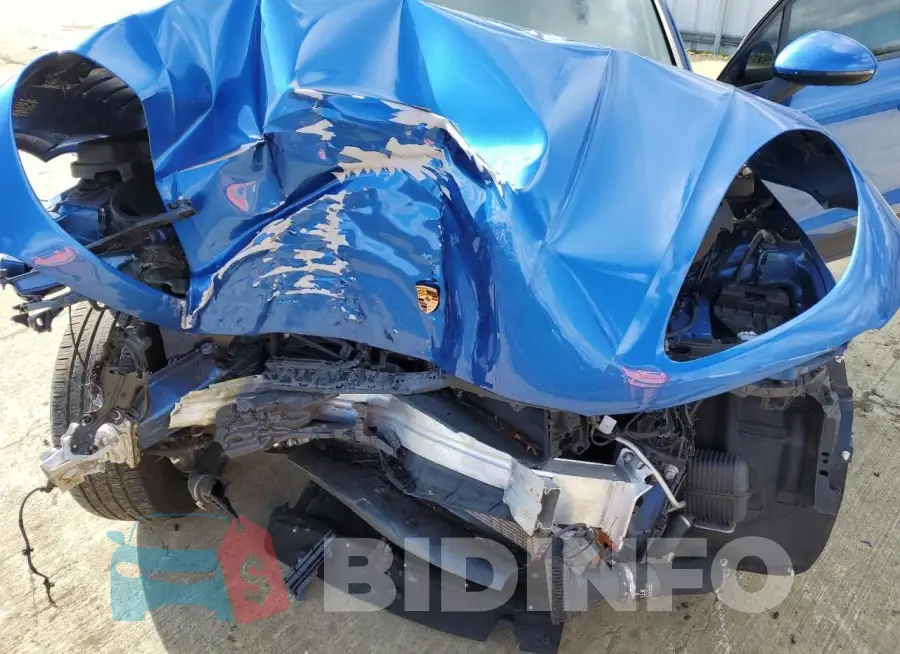 WP1AA2A59MLB01841 Photo# 12
