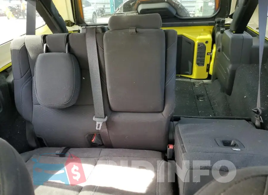 1C4JJXR63NW215569 Photo# 10