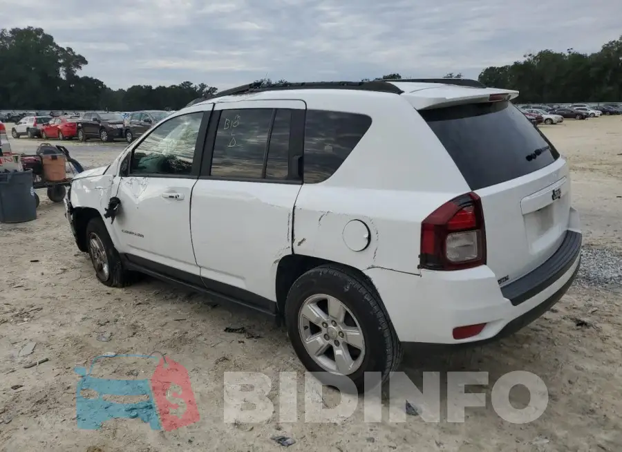 1C4NJCBA6FD185313 Photo# 2