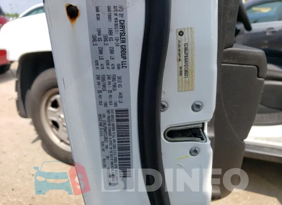 1C4NJPBAXFD138521 Photo# 14