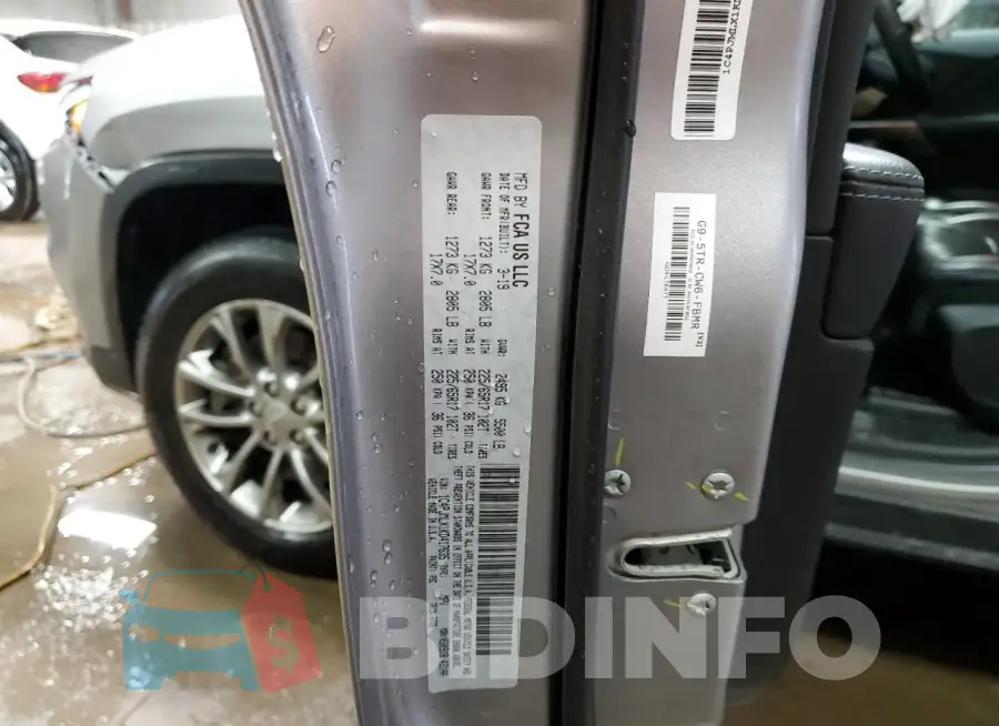 1C4PJMLX1KD417635 Photo# 12