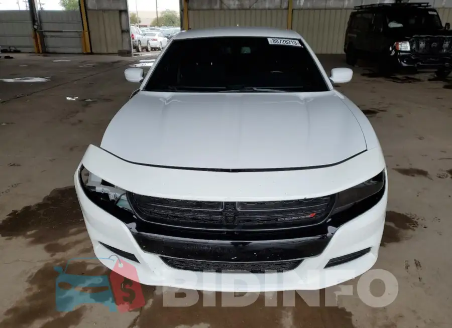 2C3CDXCT1HH635255 Photo# 5