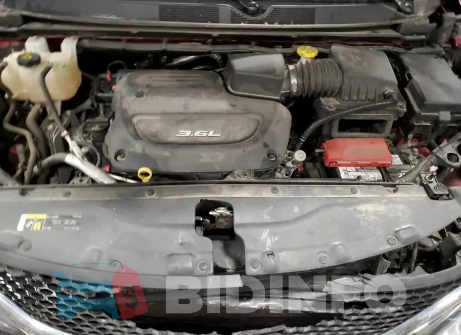 2C4RC1BG1JR228014 Photo# 12