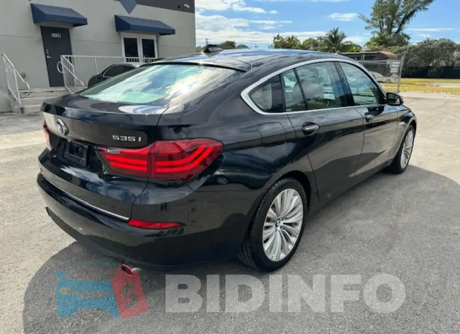 WBA5M4C50HD187007 Photo# 3