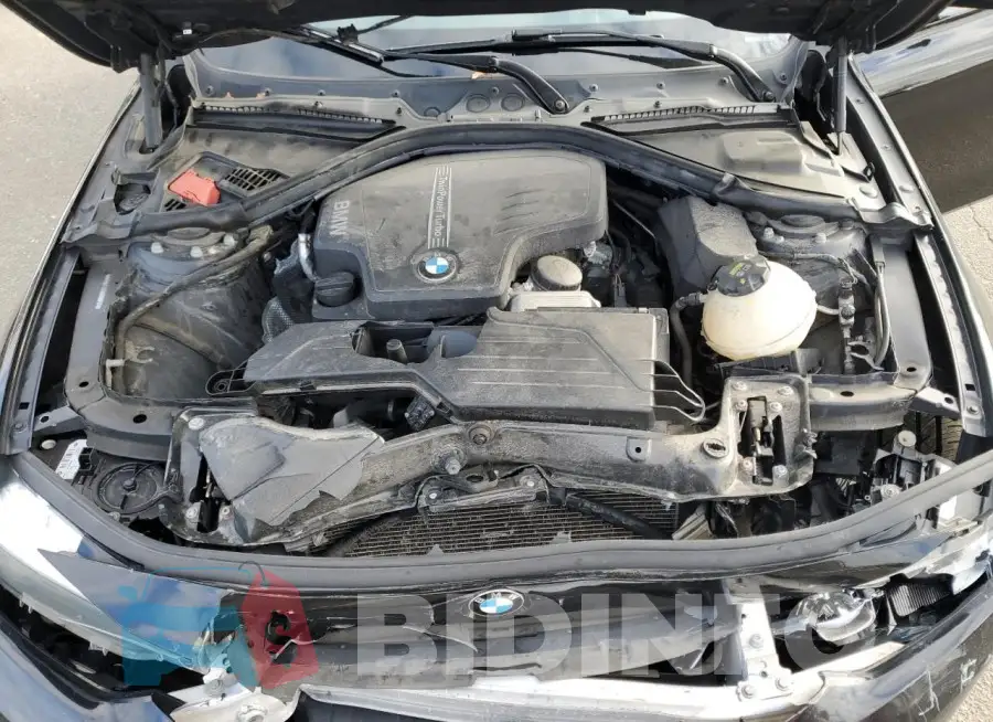 WBA8A3C55GK690137 Photo# 11