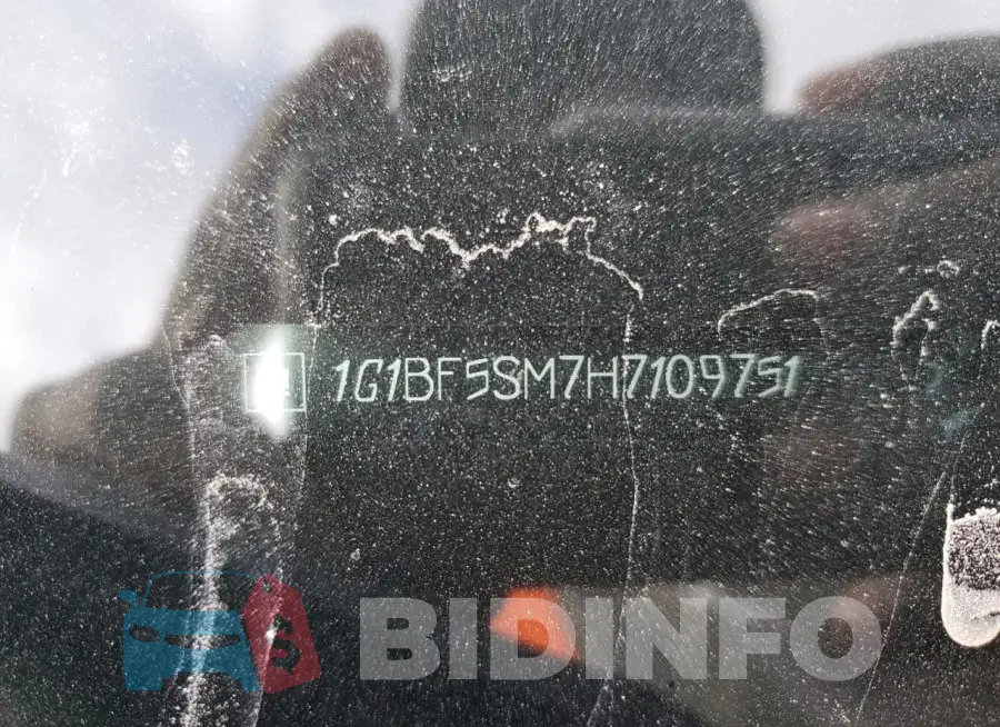 1G1BF5SM7H7109751 Photo# 12