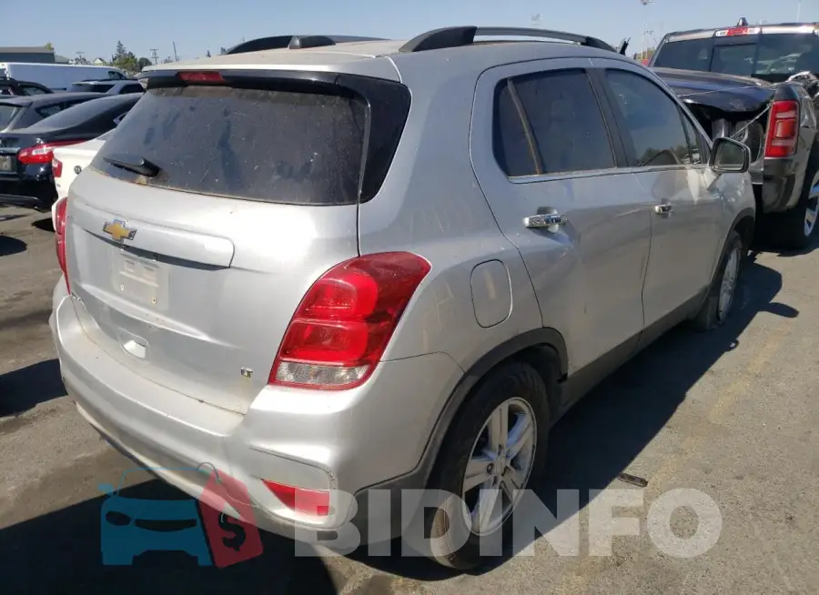 KL7CJLSB7JB583583 Photo# 4