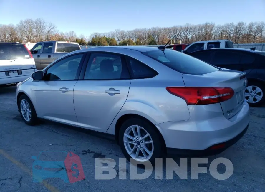 1FADP3F24JL272807 Photo# 2