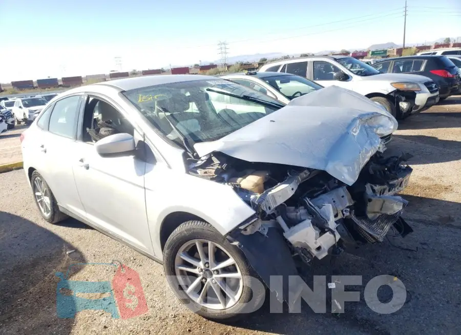 1FADP3F25JL231697 Photo# 4