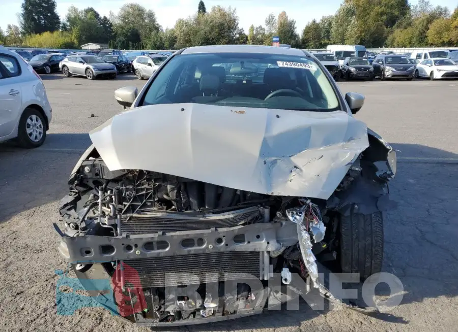 1FADP3M2XHL223494 Photo# 5