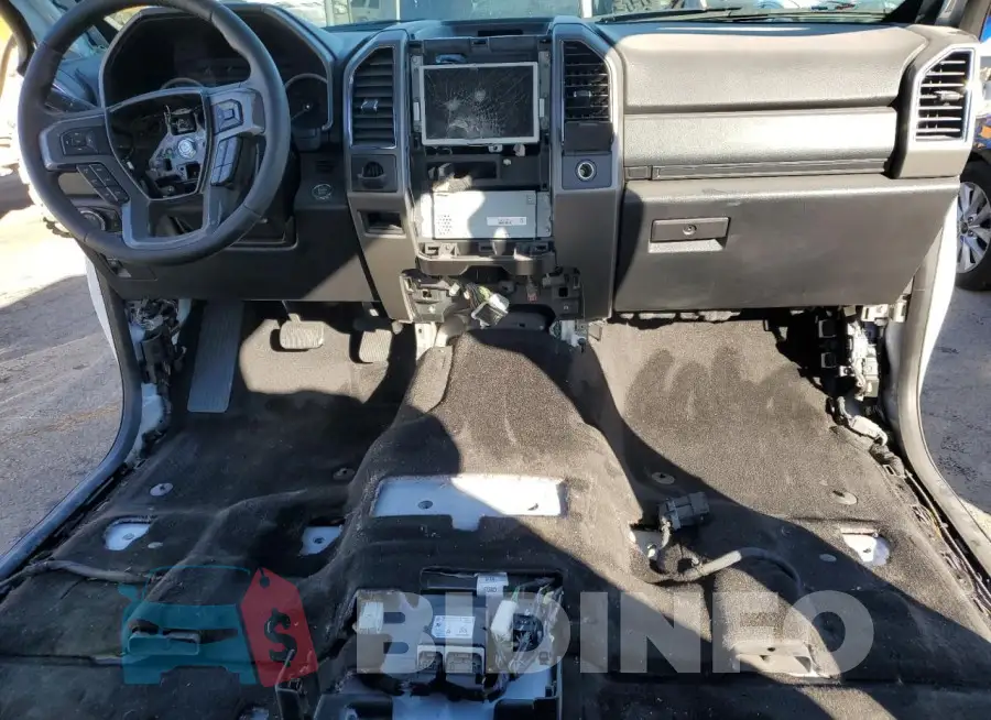 1FMJK1HTXKEA28599 Photo# 8