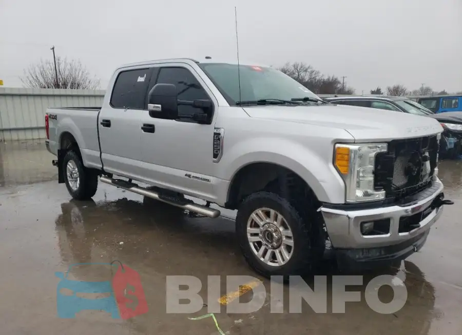 1FT7W2BT0HEB68896 Photo# 4