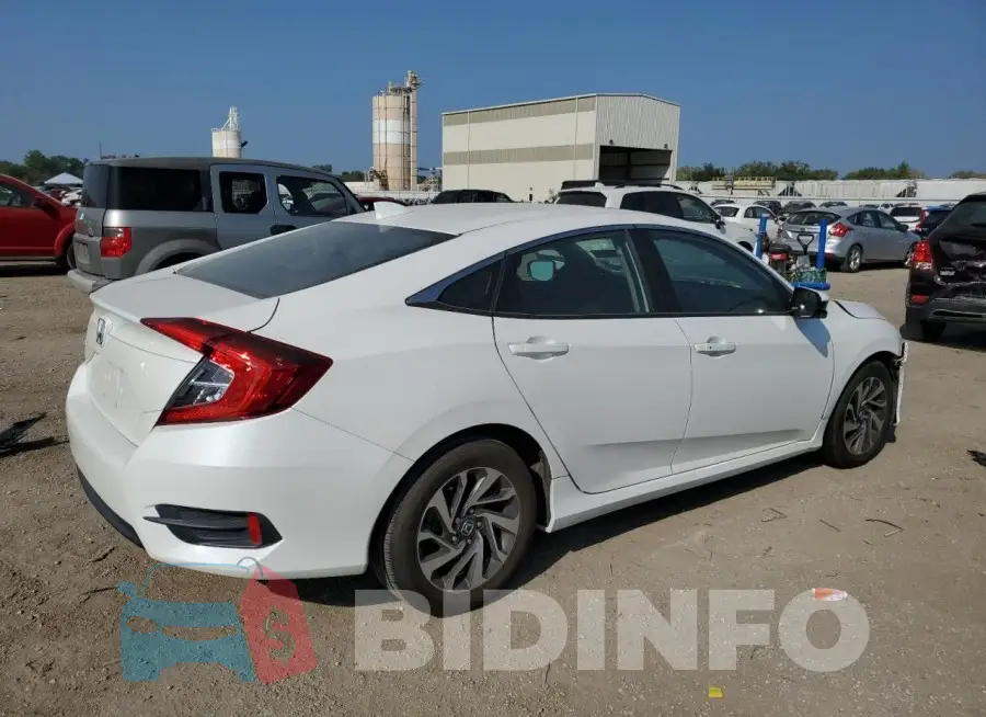 19XFC2F71HE002277 Photo# 3