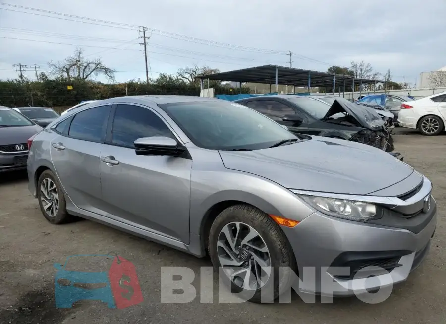 19XFC2F79HE220967 Photo# 4