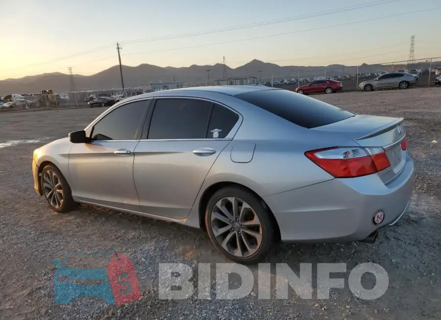 1HGCR2F55FA134184 Photo# 2