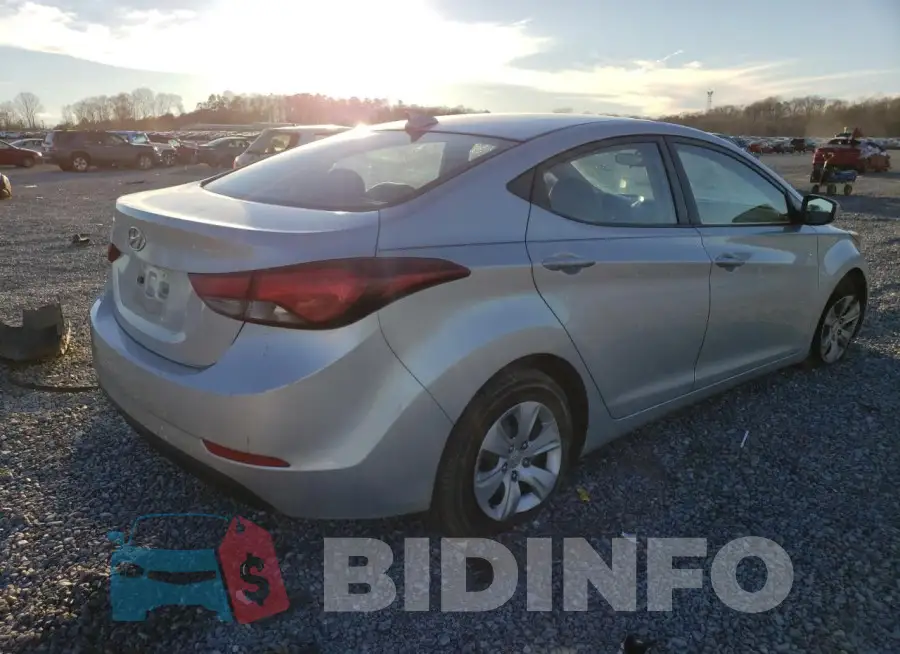 5NPDH4AE4GH697178 Photo# 3