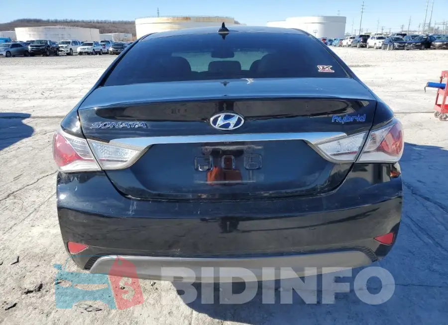 KMHEC4A45FA125077 Photo# 6