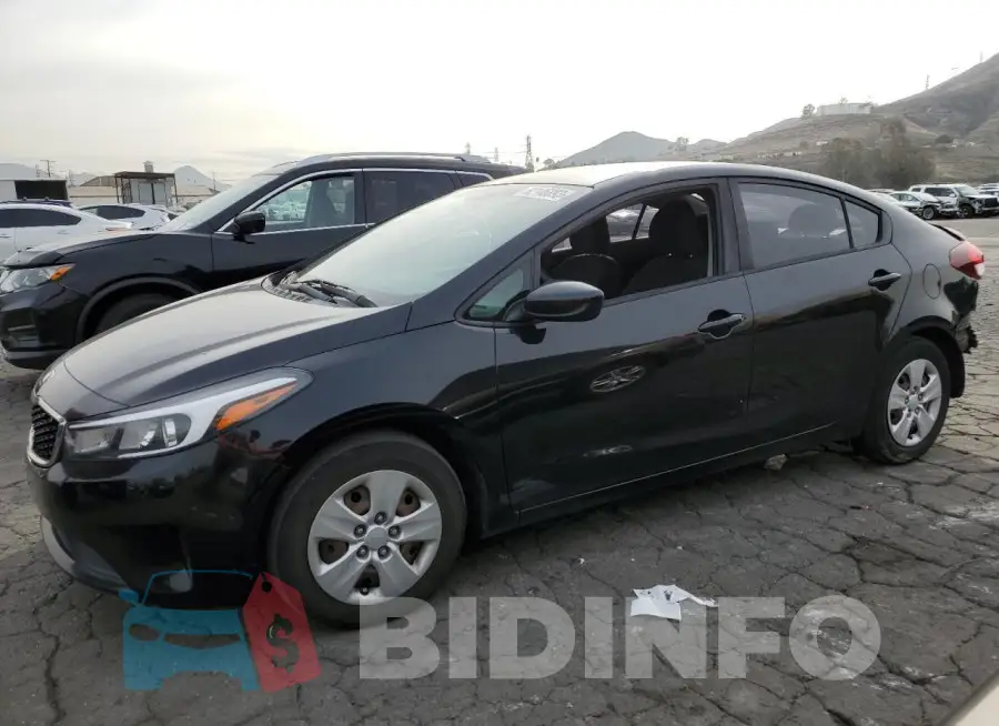 3KPFL4A72HE138064 Photo# 1