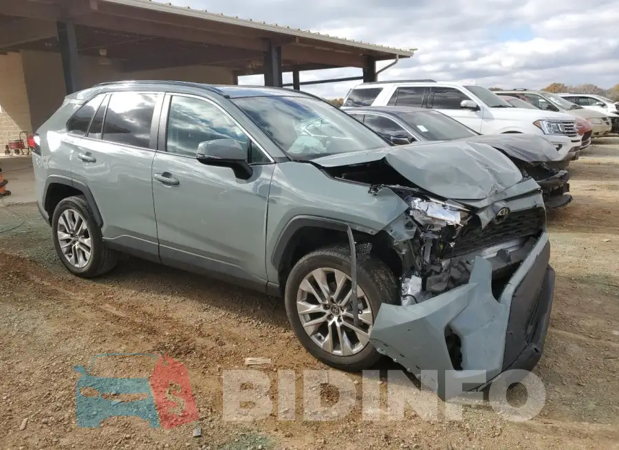 2T3C1RFV1MW174632 Photo# 4