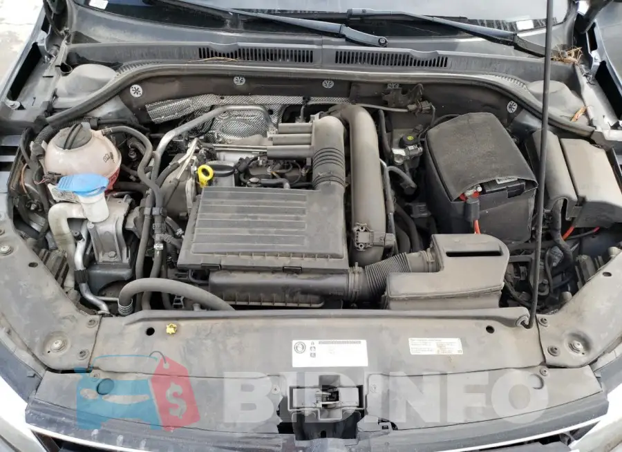 3VW267AJ9GM373775 Photo# 11