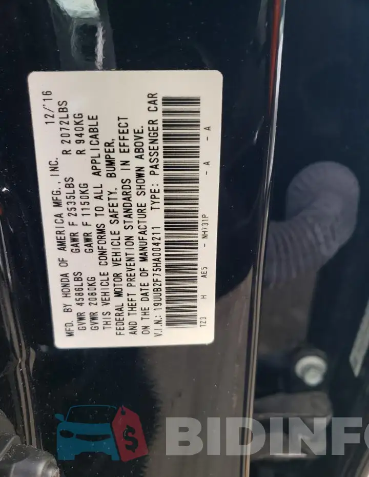 19UUB2F75HA004211 Photo# 12