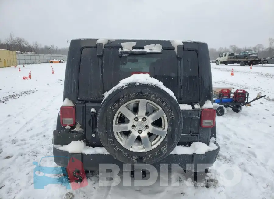 1C4BJWEG3HL612749 Photo# 6