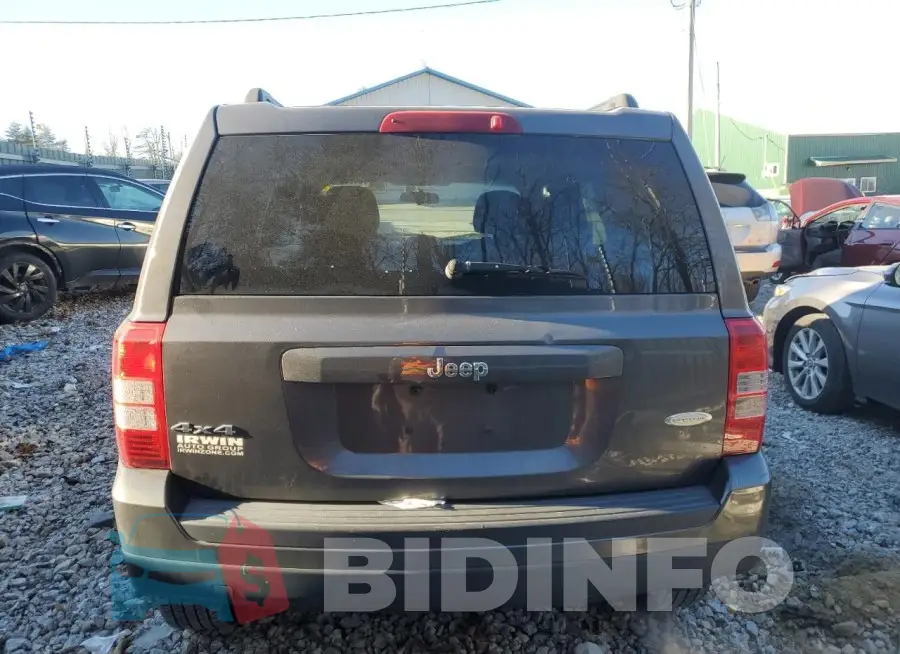 1C4NJRFB3FD248373 Photo# 6