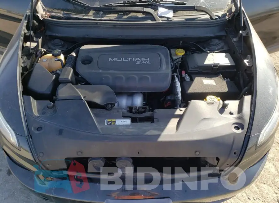 1C4PJLCB4FW631236 Photo# 12