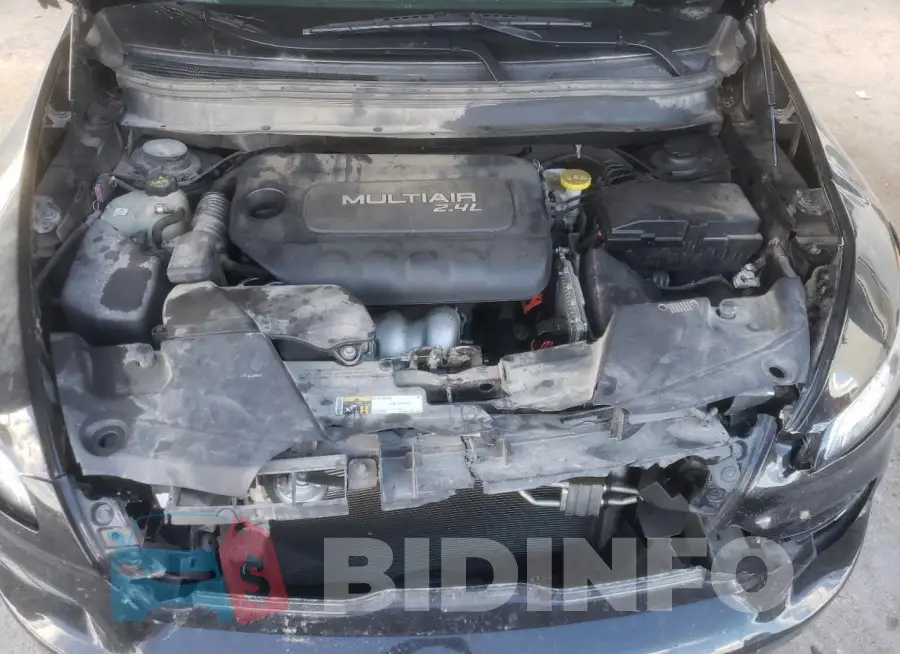 1C4PJLCB5JD620928 Photo# 12