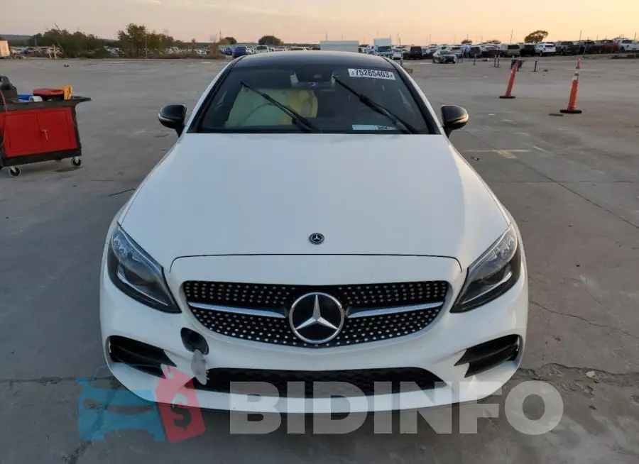 WDDWJ8DB3KF781488 Photo# 5
