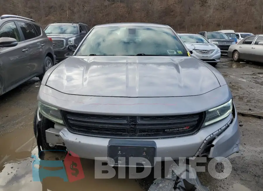 2C3CDXJG6GH259768 Photo# 5