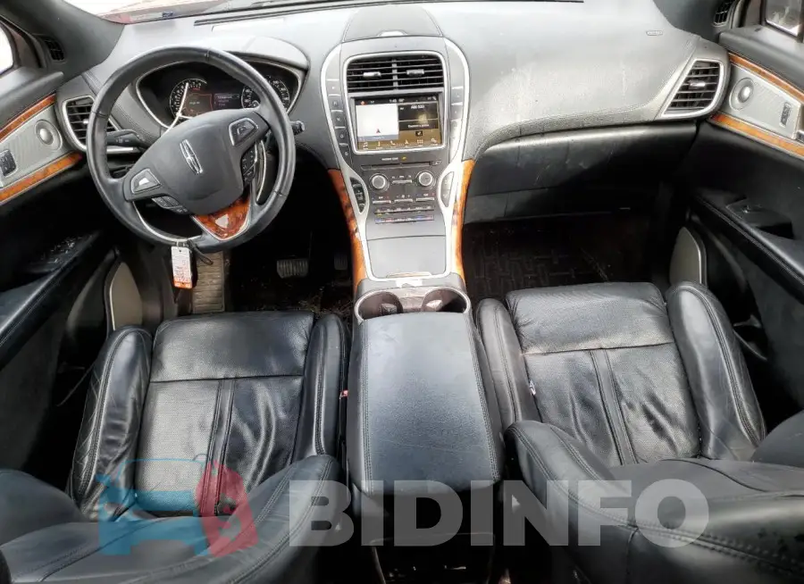 2LMPJ8LP6GBL82143 Photo# 8