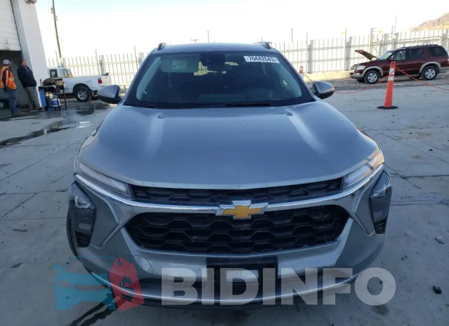 KL77LHE29RC028659 Photo# 5