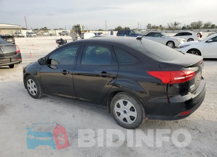 1FADP3E2XHL338322 Photo# 2