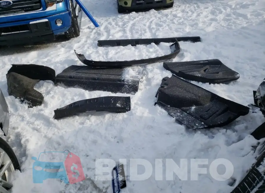 1FADP3F25JL315115 Photo# 12
