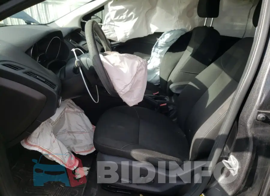 1FADP3F26GL237419 Photo# 7