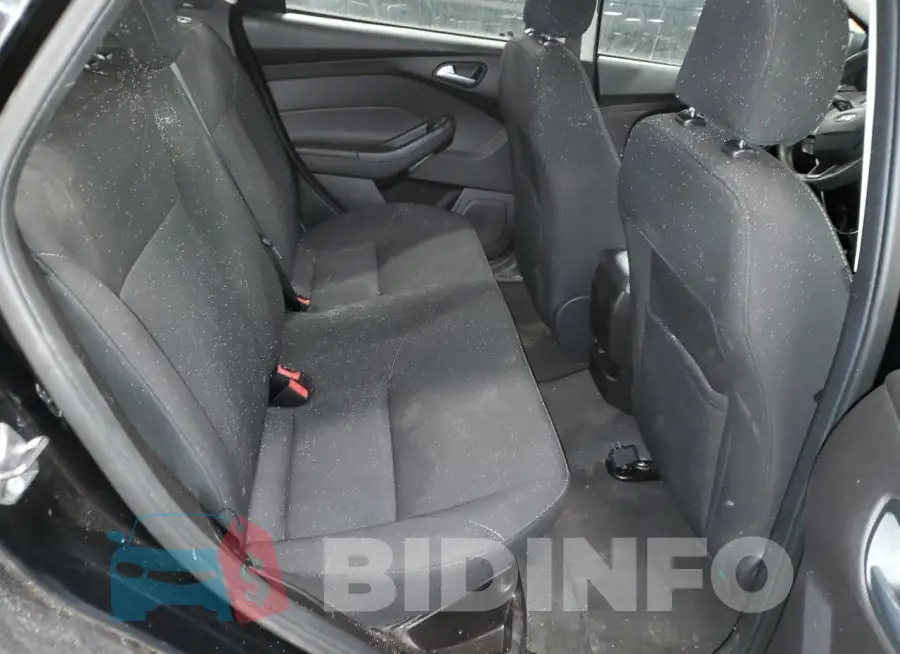 1FADP3F2XGL370152 Photo# 10