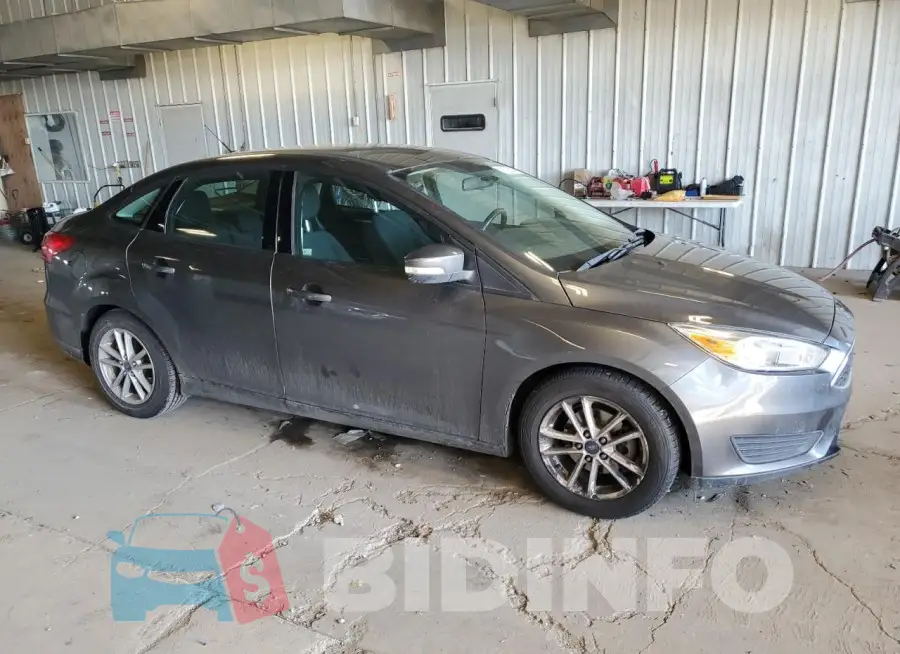 1FADP3FE9GL274555 Photo# 4
