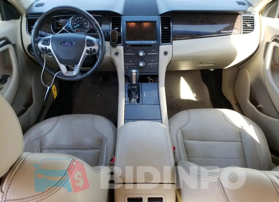 1FAHP2F88FG180213 Photo# 8