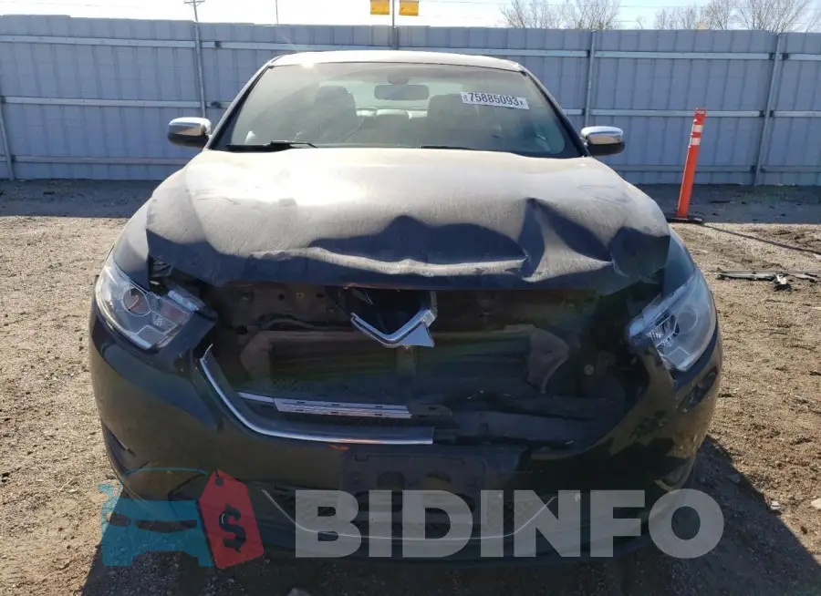 1FAHP2F88FG180213 Photo# 5