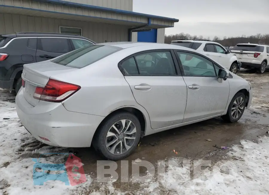 19XFB2F82FE237800 Photo# 3