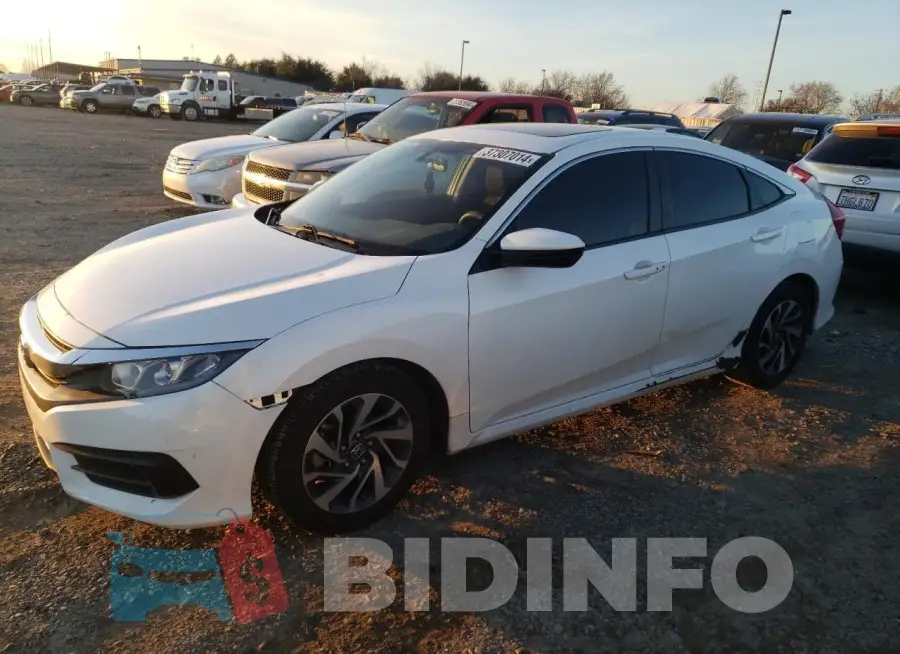 19XFC2F76HE215743 Photo# 1