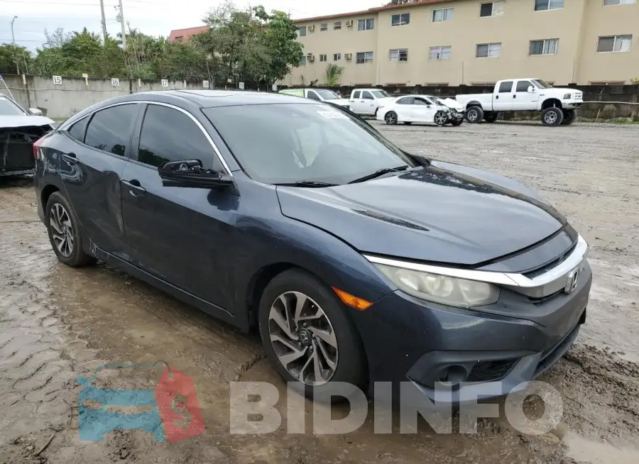 19XFC2F88GE012876 Photo# 4