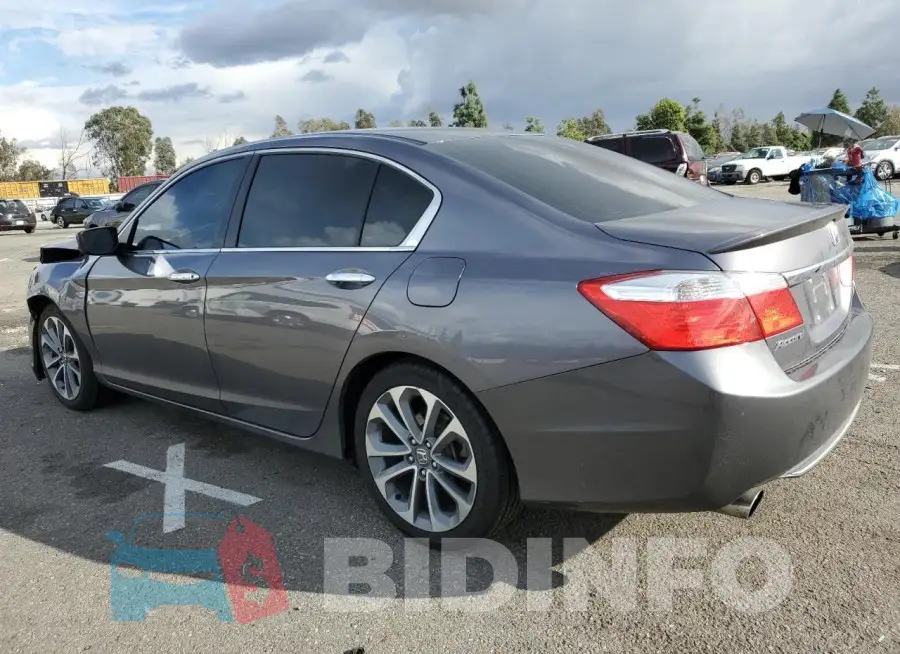 1HGCR2F50FA173152 Photo# 2