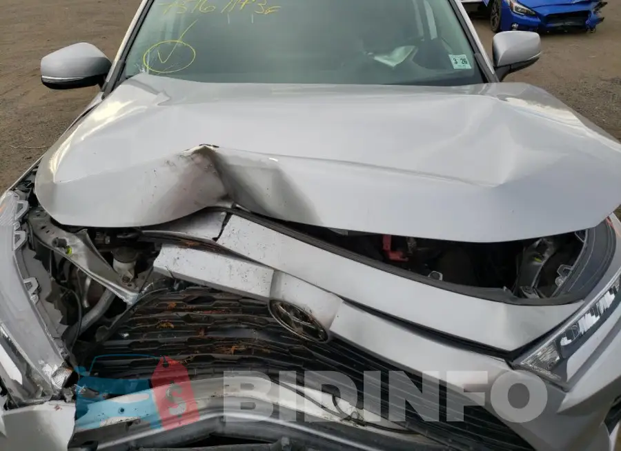 2T3P1RFV8MC193326 Photo# 12