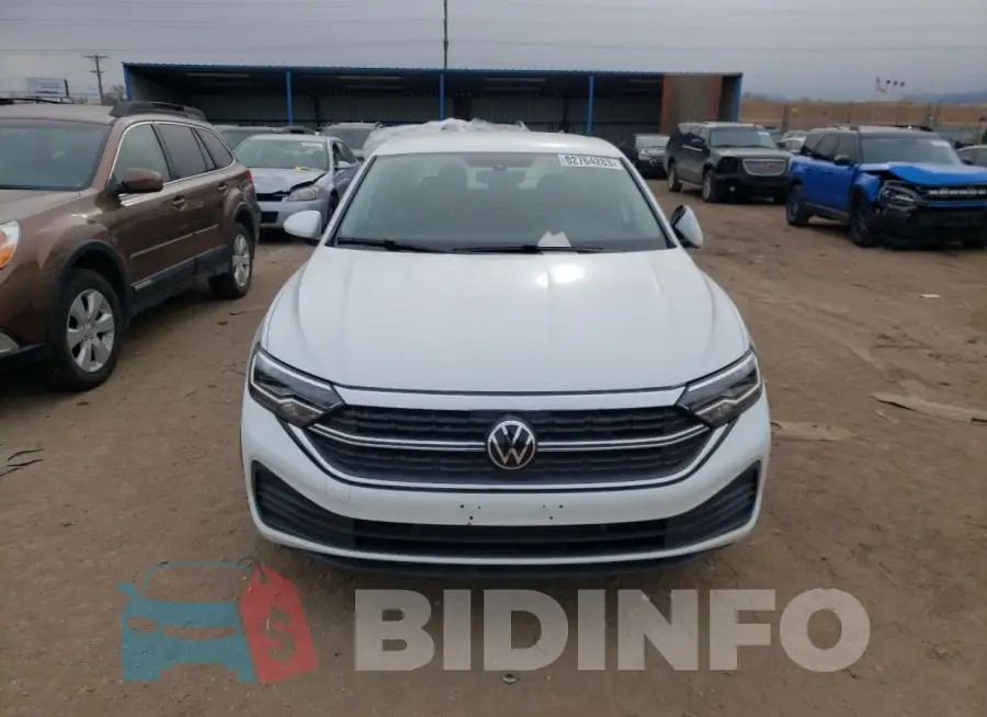 3VW4M7BU2PM008281 Photo# 5