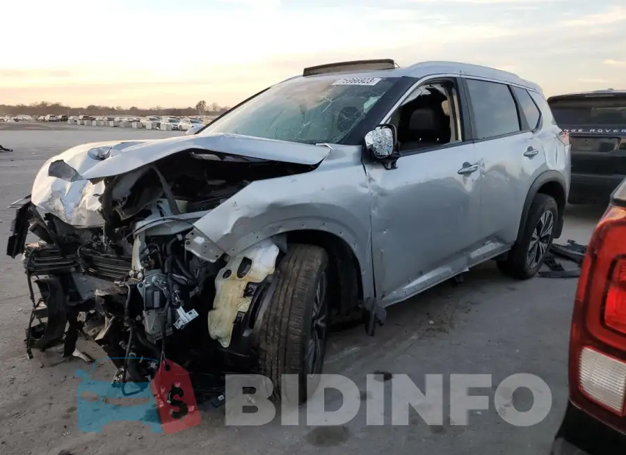 5N1BT3BA8PC817194 Photo# 1